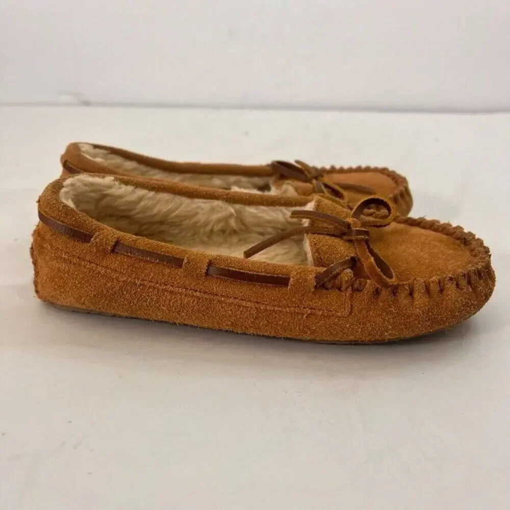 Minnetonka Shoes Moccasins Kids Youth Size 1 Cally Brown Suede Leather Slippers